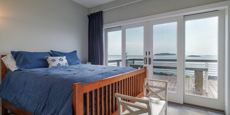 Main House - Guest Bedroom