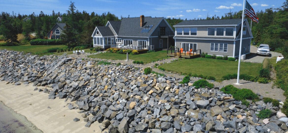 Maine vacation homes
