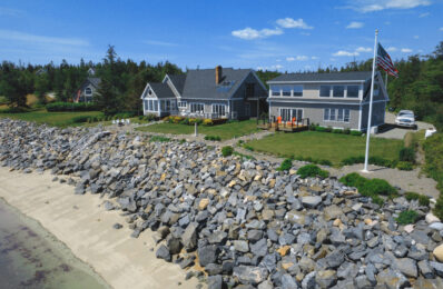 Maine vacation homes